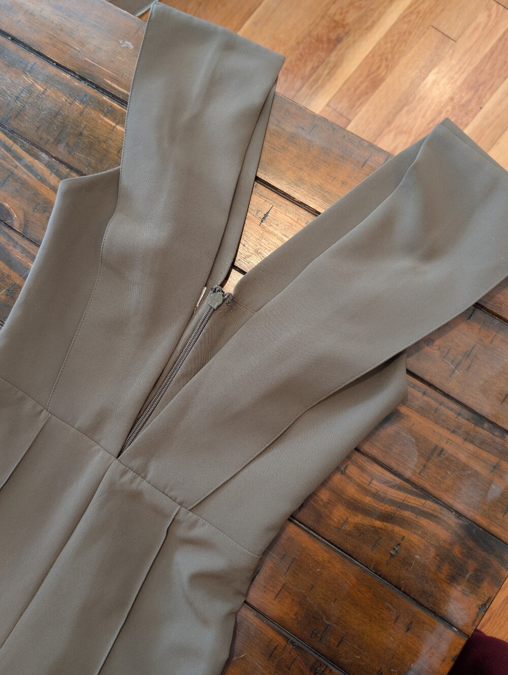 House Of Cb Deep V Skinny Jumpsuit - Picture 3 of 9